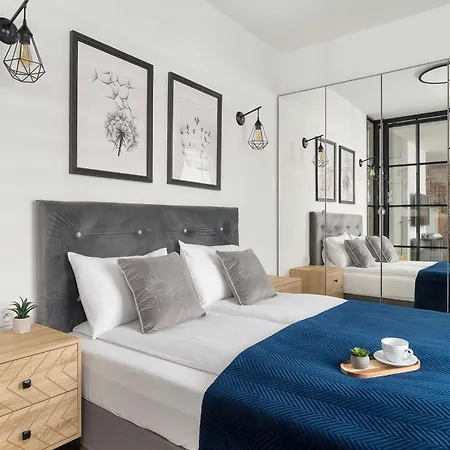 Luxury With Parking And Balcony In The Center By Renters Prestige 아파트 *