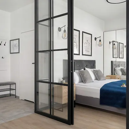Luxury With Parking And Balcony In The Center By Renters Prestige 아파트