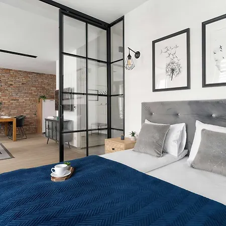 Luxury With Parking And Balcony In The Center By Renters Prestige Lejlighed *